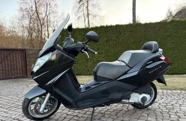PEUGEOT Satelis 250 