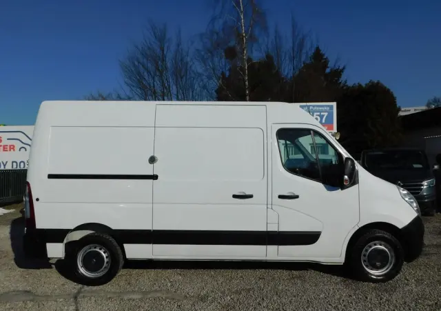 RENAULT Master 
