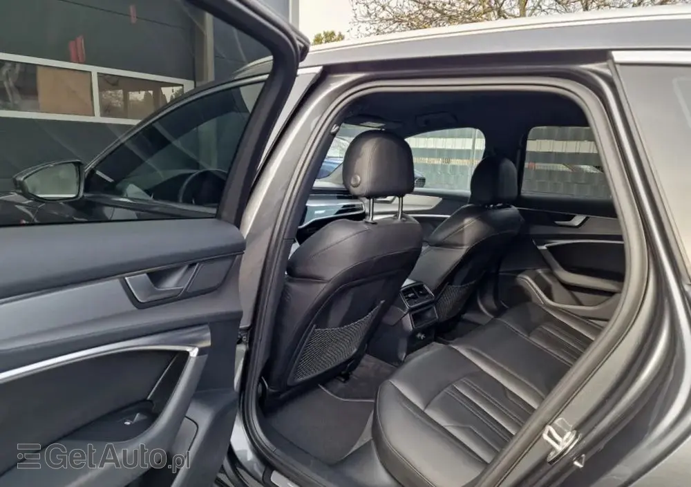 AUDI A6 Avant 40 TDI S tronic S line