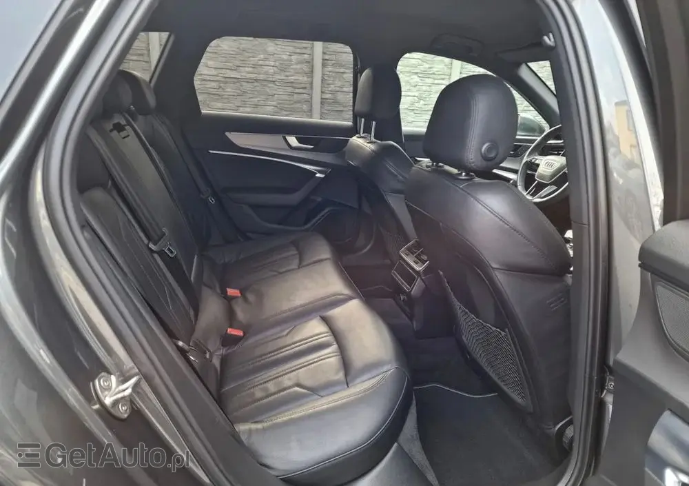 AUDI A6 Avant 40 TDI S tronic S line