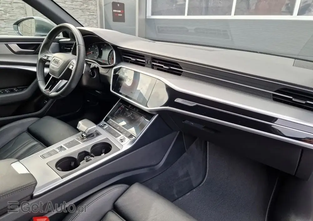 AUDI A6 Avant 40 TDI S tronic S line