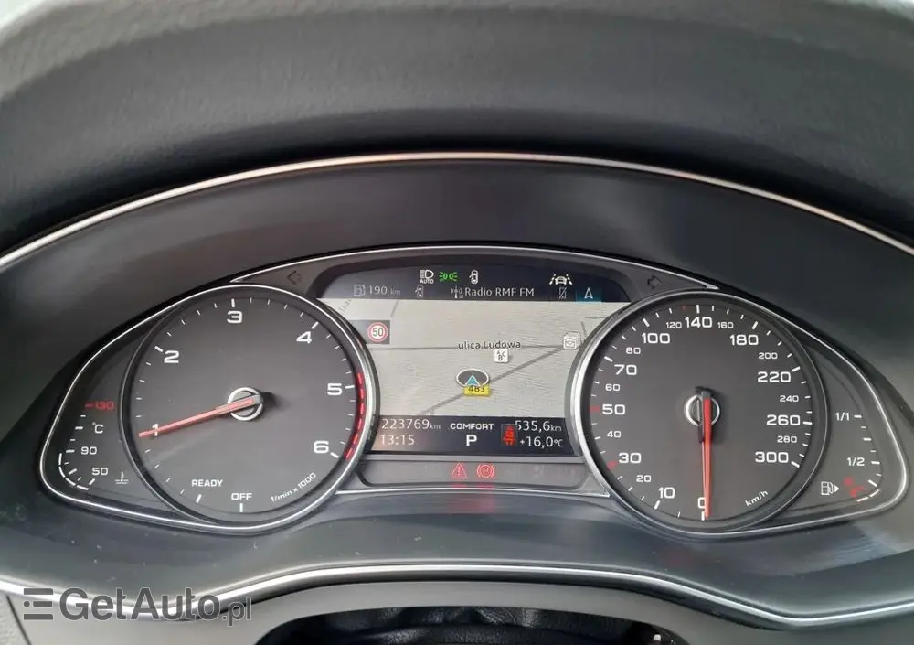 AUDI A6 Avant 40 TDI S tronic S line