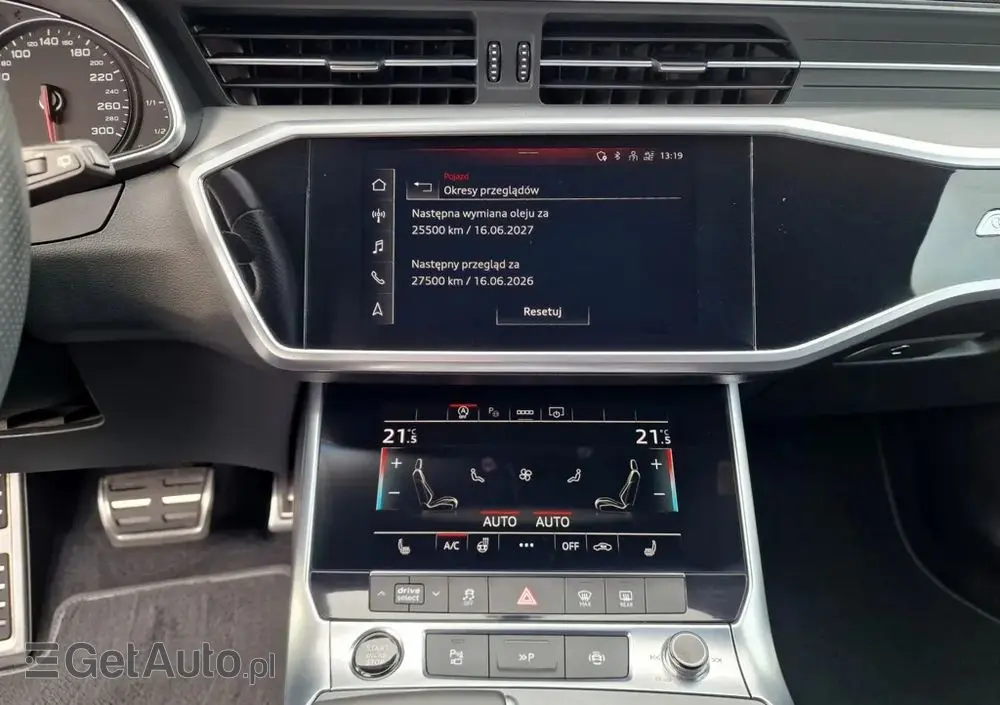 AUDI A6 Avant 40 TDI S tronic S line