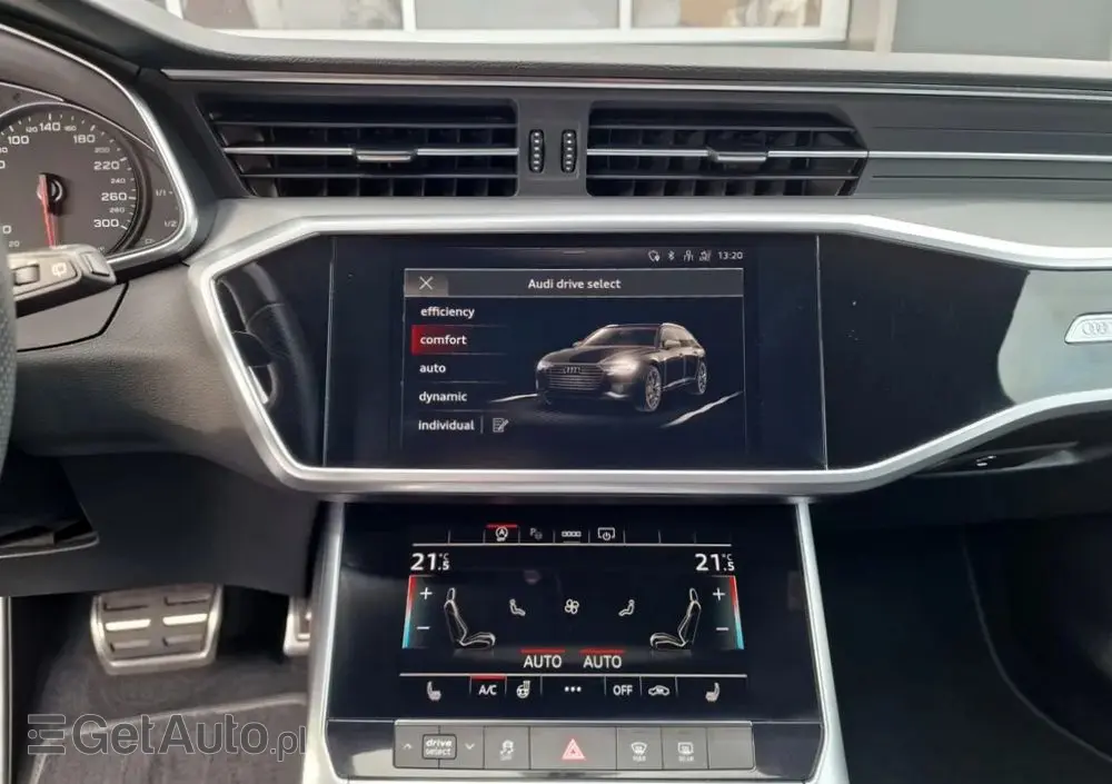 AUDI A6 Avant 40 TDI S tronic S line