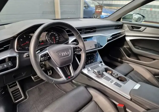 AUDI A6 Avant 40 TDI S tronic S line