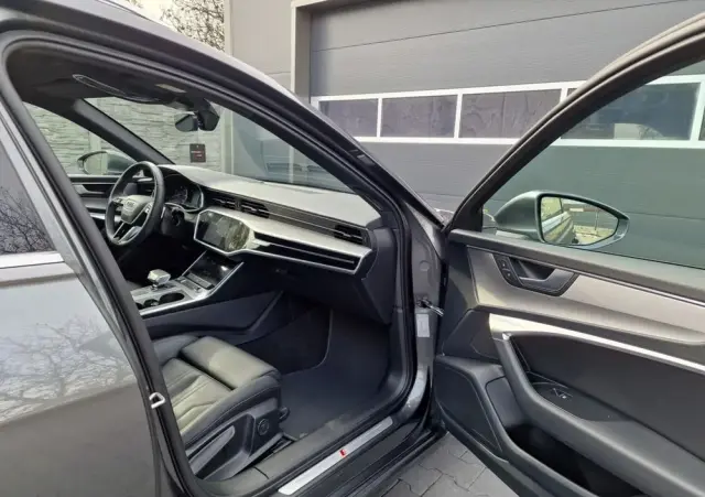 AUDI A6 Avant 40 TDI S tronic S line