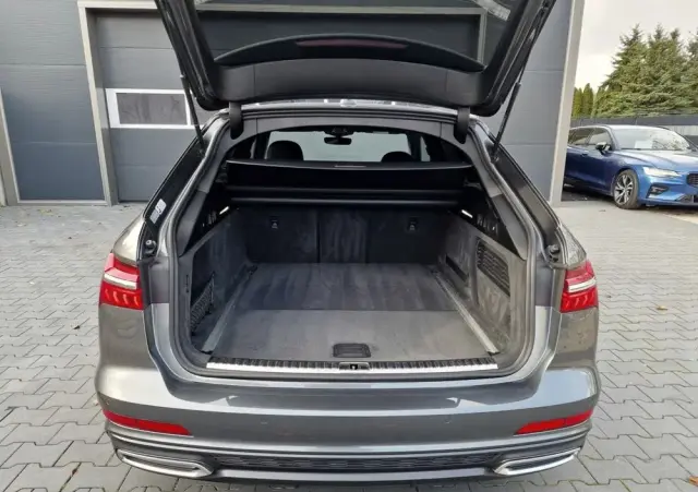 AUDI A6 Avant 40 TDI S tronic S line
