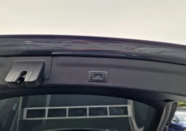 AUDI A6 Avant 40 TDI S tronic S line