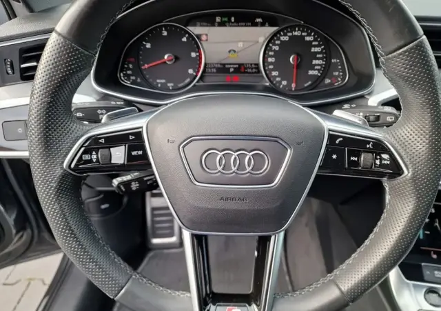 AUDI A6 Avant 40 TDI S tronic S line