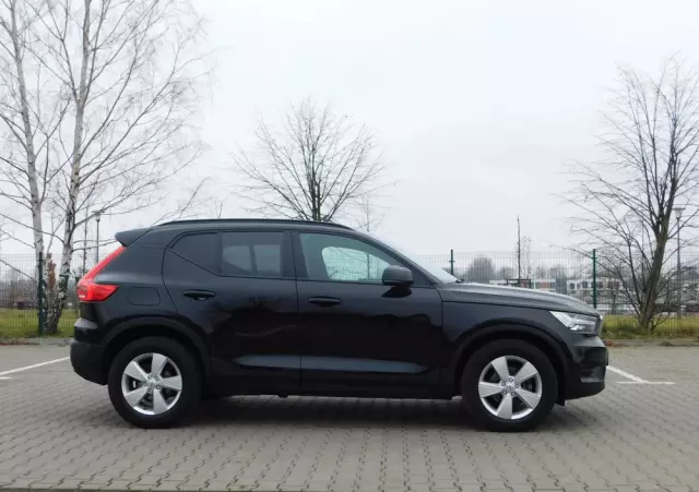 VOLVO XC 40 D3 Momentum