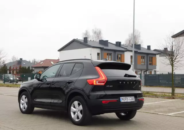 VOLVO XC 40 D3 Momentum