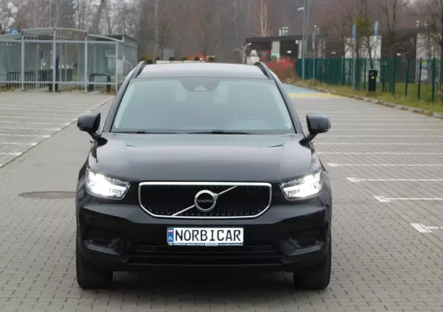 VOLVO XC 40 D3 Momentum