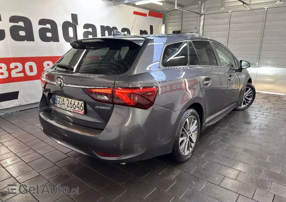 TOYOTA Avensis 