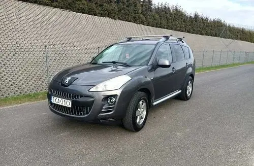PEUGEOT 4007 