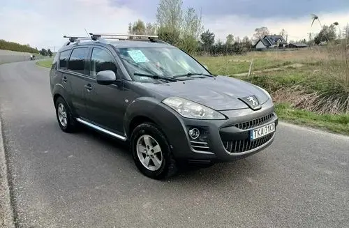 PEUGEOT 4007 
