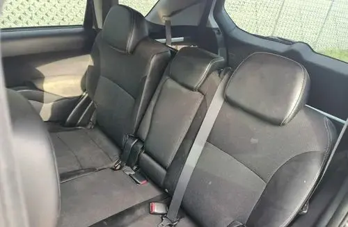 PEUGEOT 4007 