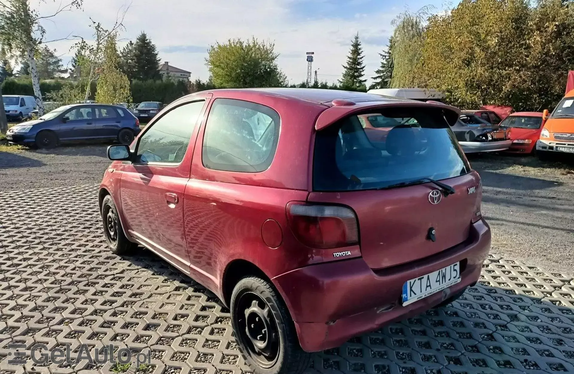 TOYOTA Yaris 