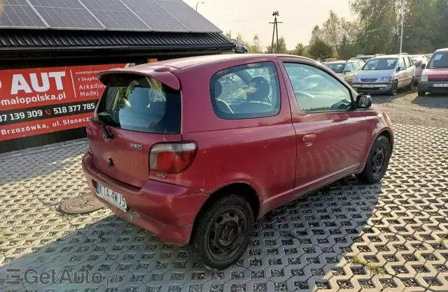 TOYOTA Yaris 