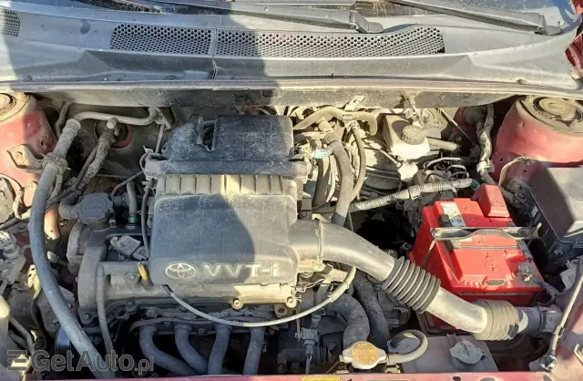 TOYOTA Yaris 