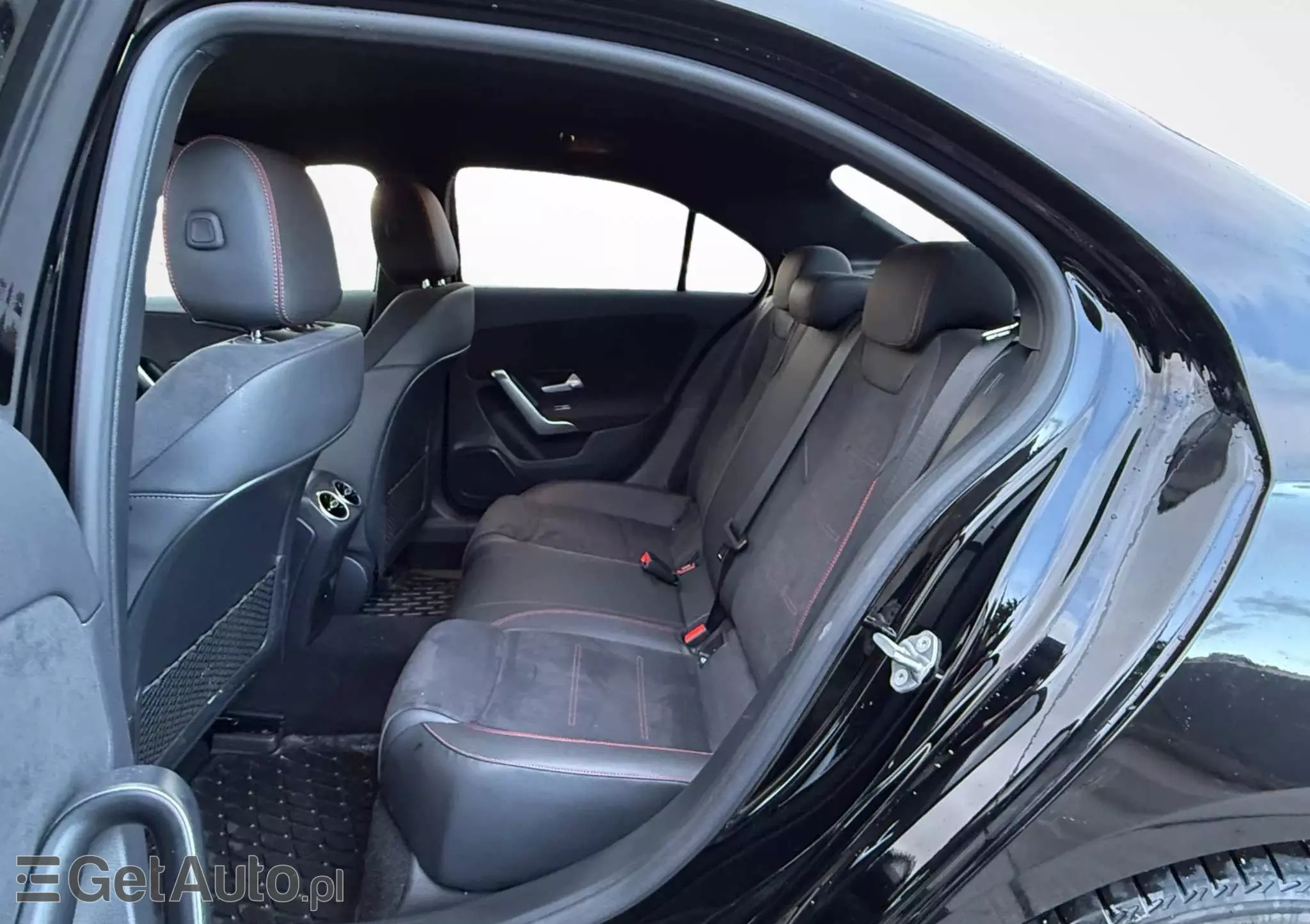 MERCEDES-BENZ Klasa A 250 e 8G-DCT AMG Line