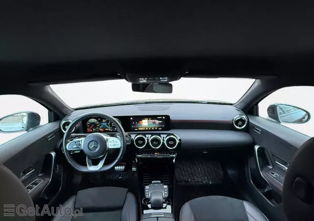 MERCEDES-BENZ Klasa A 250 e 8G-DCT AMG Line