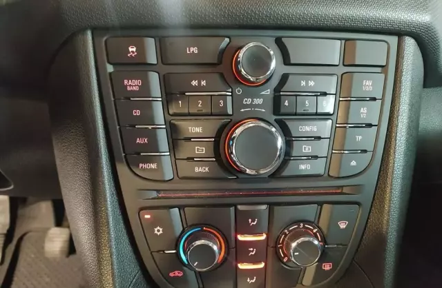 OPEL Meriva 