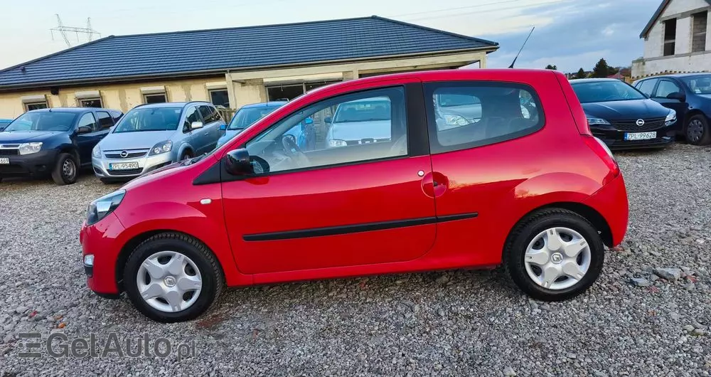 RENAULT Twingo 