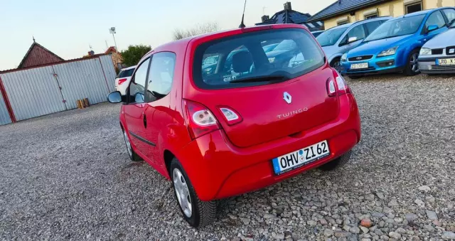 RENAULT Twingo 