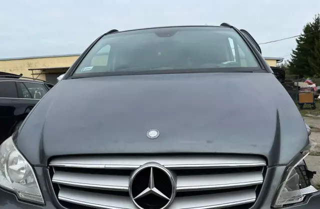 MERCEDES-BENZ Viano 