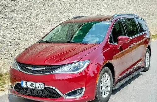 CHRYSLER Pacifica 