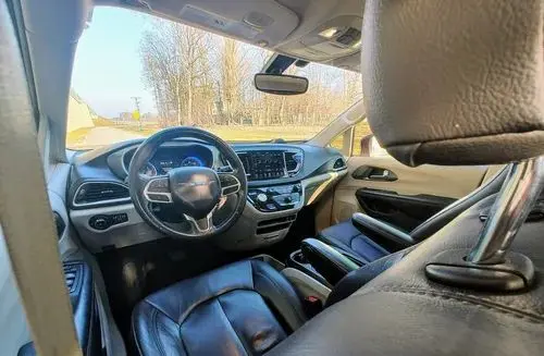 CHRYSLER Pacifica 