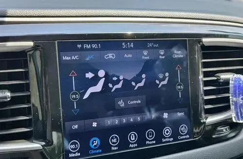CHRYSLER Pacifica 