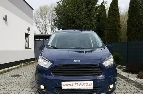 FORD Tourneo Courier 