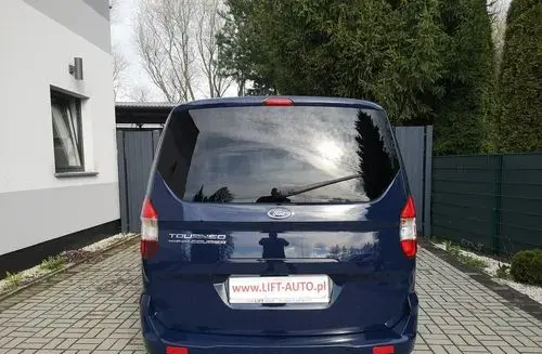 FORD Tourneo Courier 