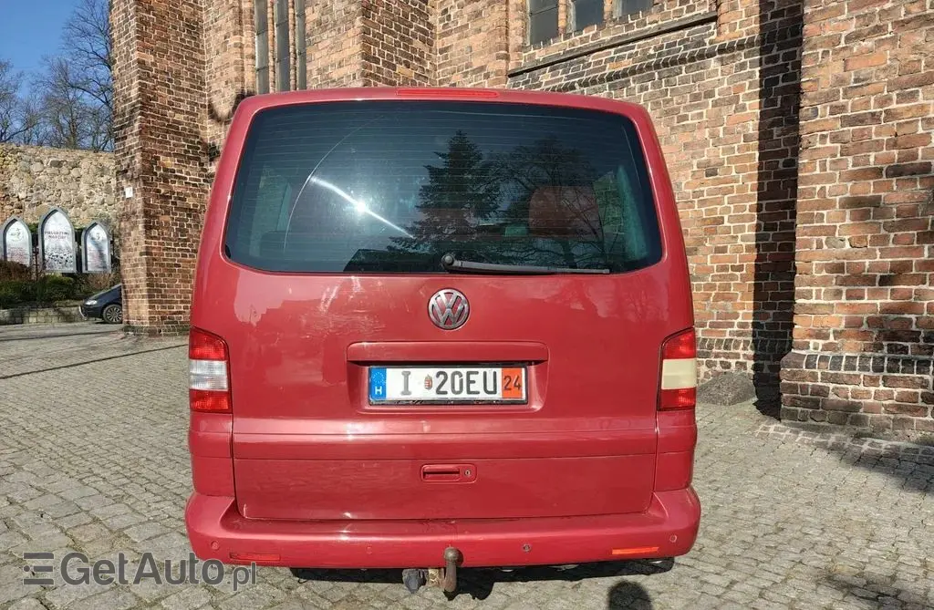 VOLKSWAGEN Multivan 