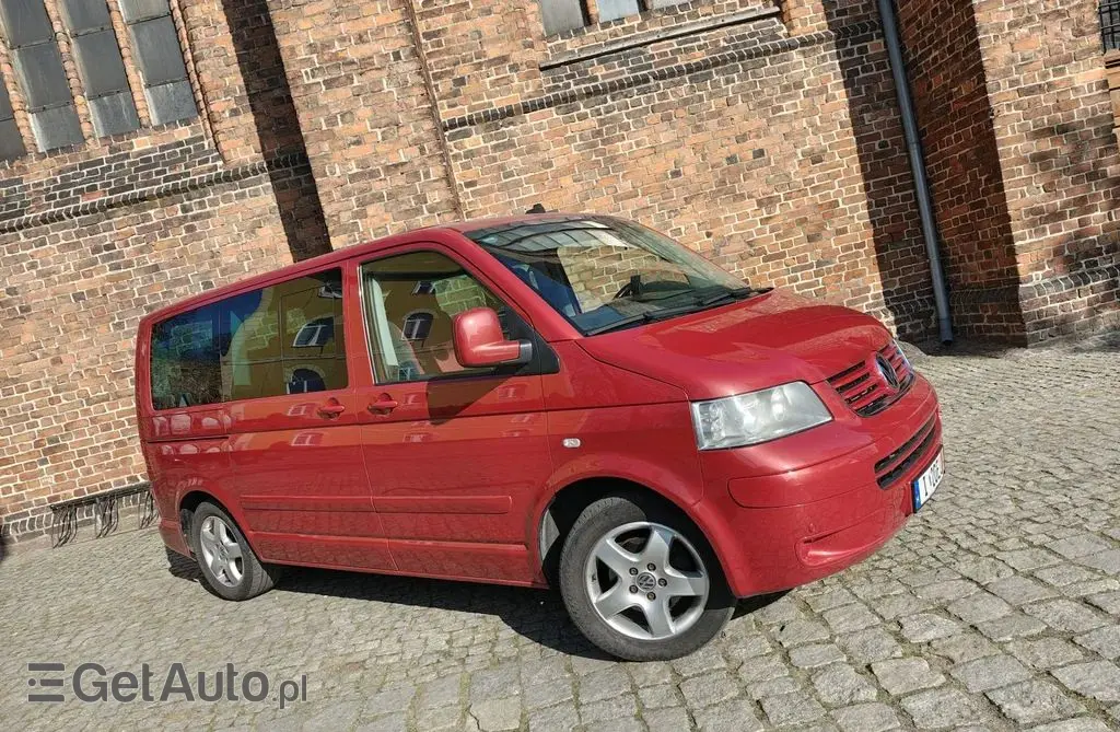 VOLKSWAGEN Multivan 