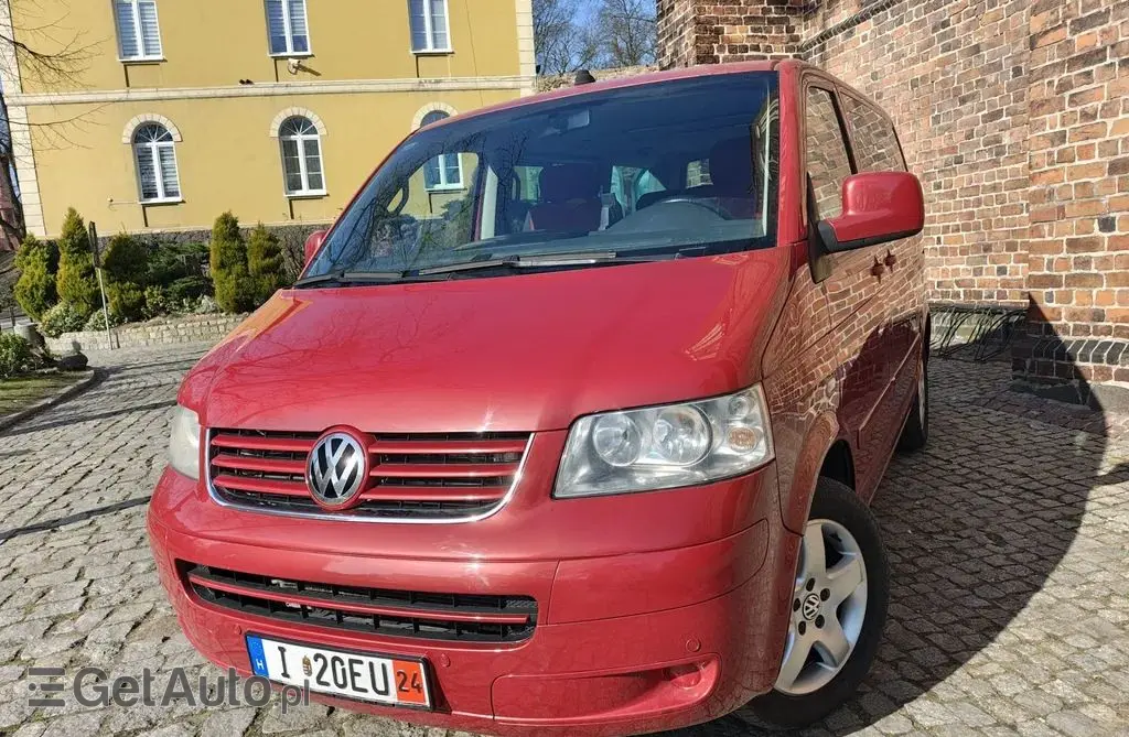 VOLKSWAGEN Multivan 