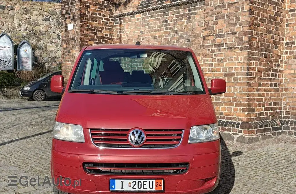 VOLKSWAGEN Multivan 