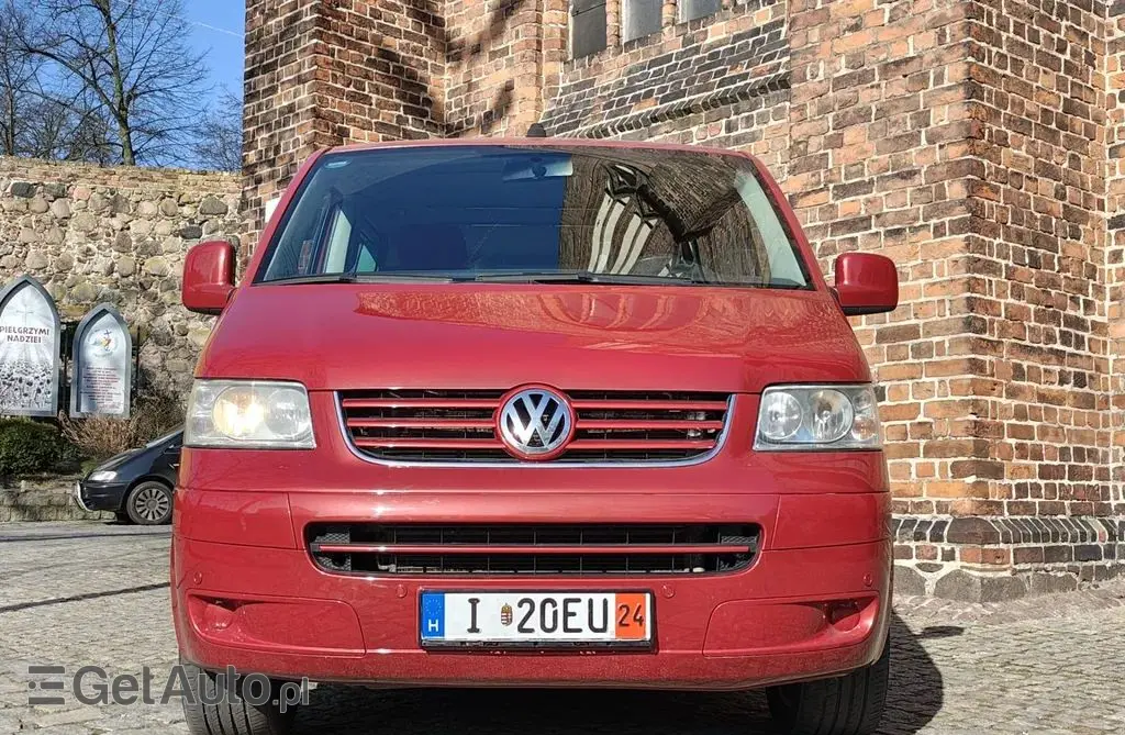 VOLKSWAGEN Multivan 