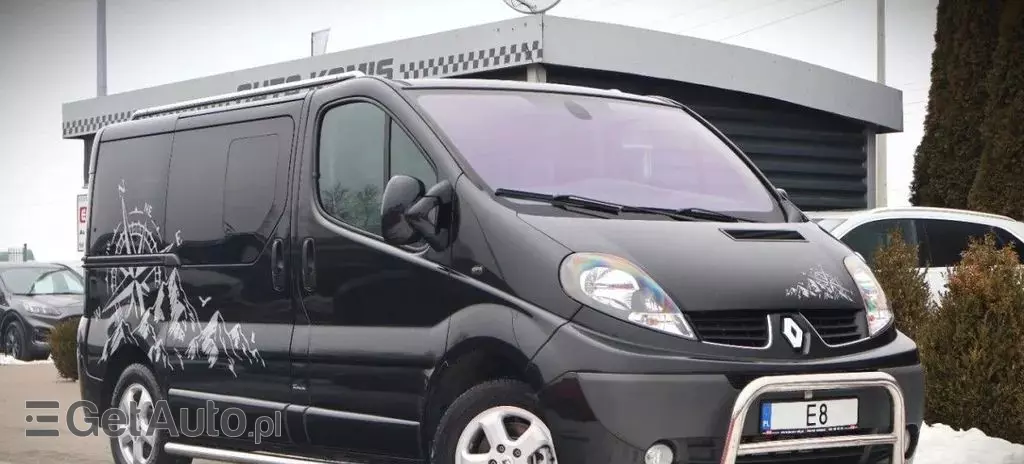 RENAULT Trafic 