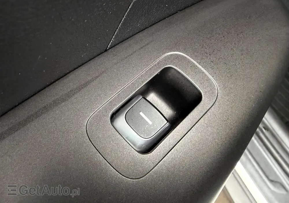 KIA Sportage 1.6 T-GDI Black Edition 2WD DCT