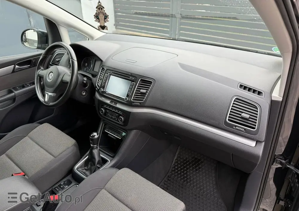 VOLKSWAGEN Sharan 2.0 TDI DPF BlueMotion Comfortline