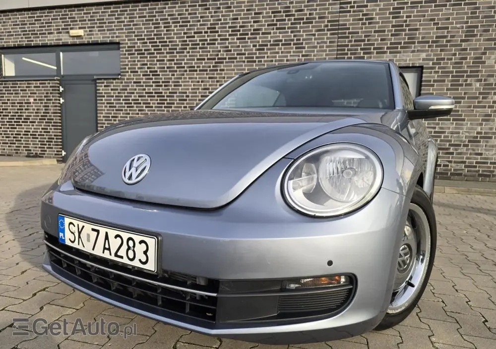 VOLKSWAGEN New Beetle 