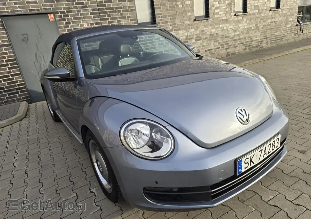 VOLKSWAGEN New Beetle 