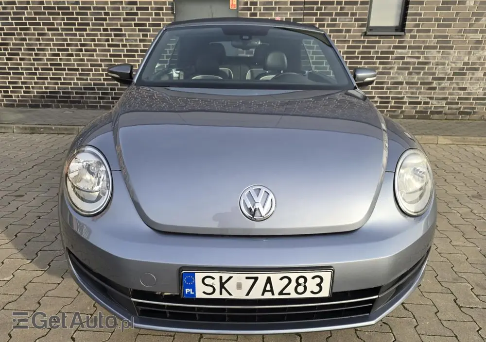 VOLKSWAGEN New Beetle 