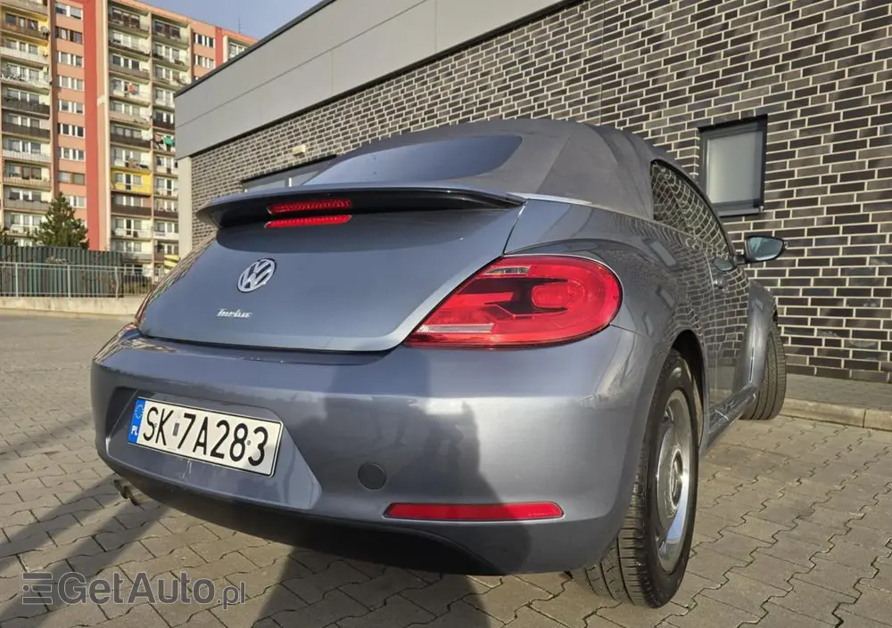 VOLKSWAGEN New Beetle 