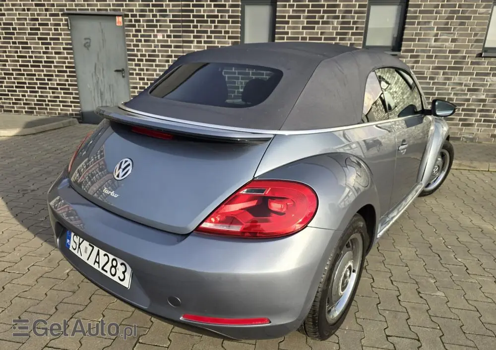 VOLKSWAGEN New Beetle 
