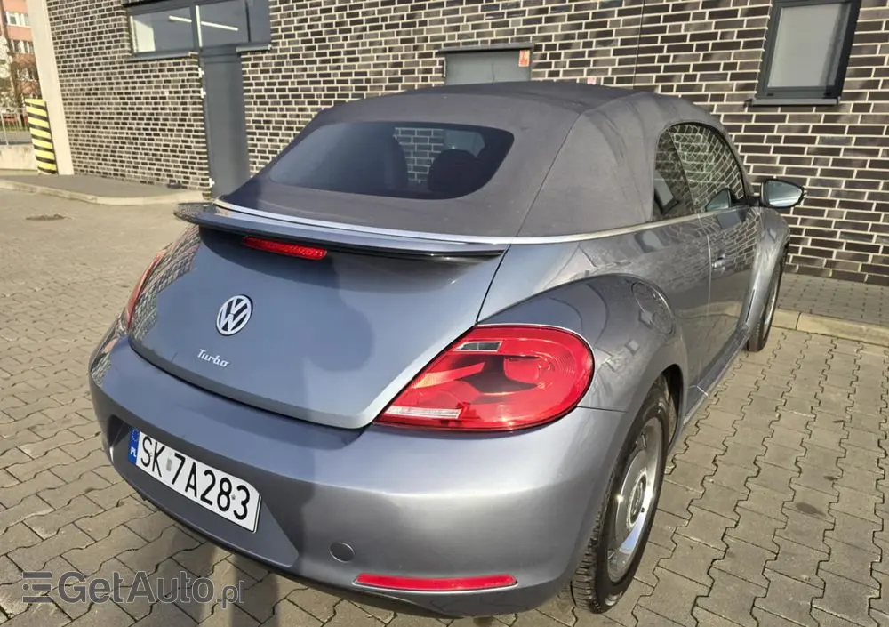 VOLKSWAGEN New Beetle 