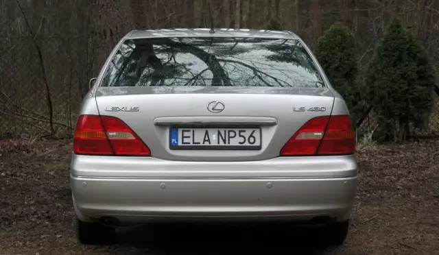 LEXUS Ls 