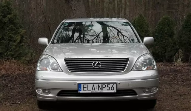 LEXUS Ls 